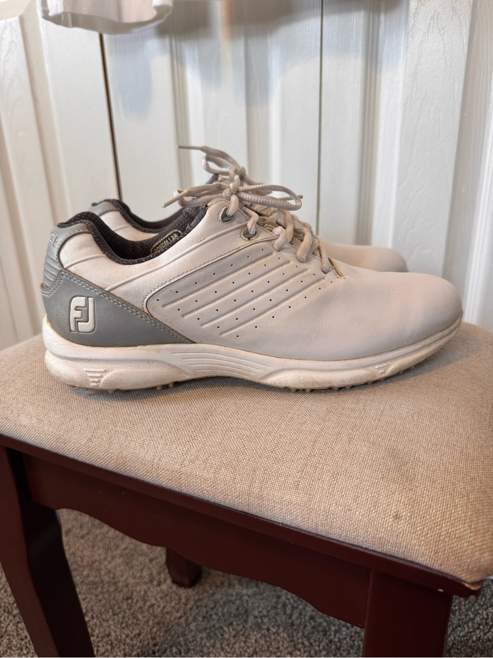 FootJoy FJ Men’s White/Gray Athletic Golf Casual Shoes Size 8.5 Lace Up - Picture 3 of 12